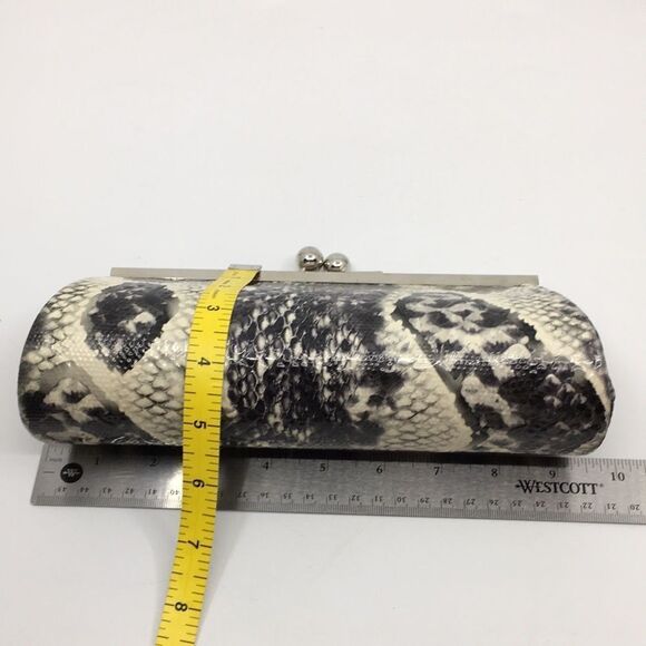 Depeche Mode Faux Python Kisslock evening clutch with silver tone hardware - Picture 15 of 16